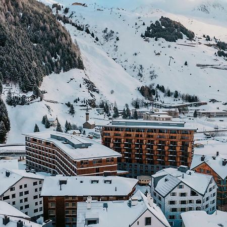 Radisson Blu Hotel Reussen, Andermatt Exterior foto