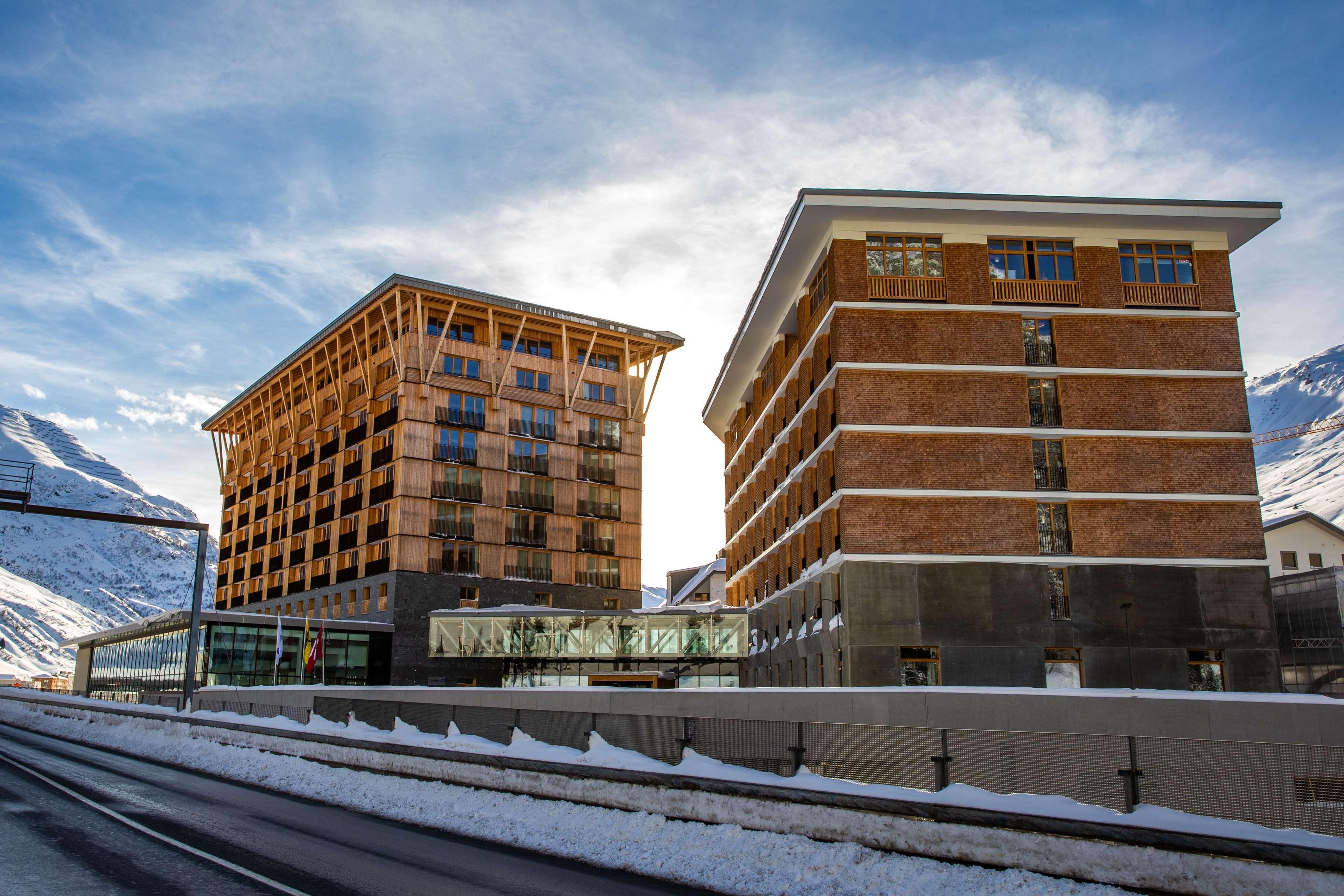 Radisson Blu Hotel Reussen, Andermatt Exterior foto